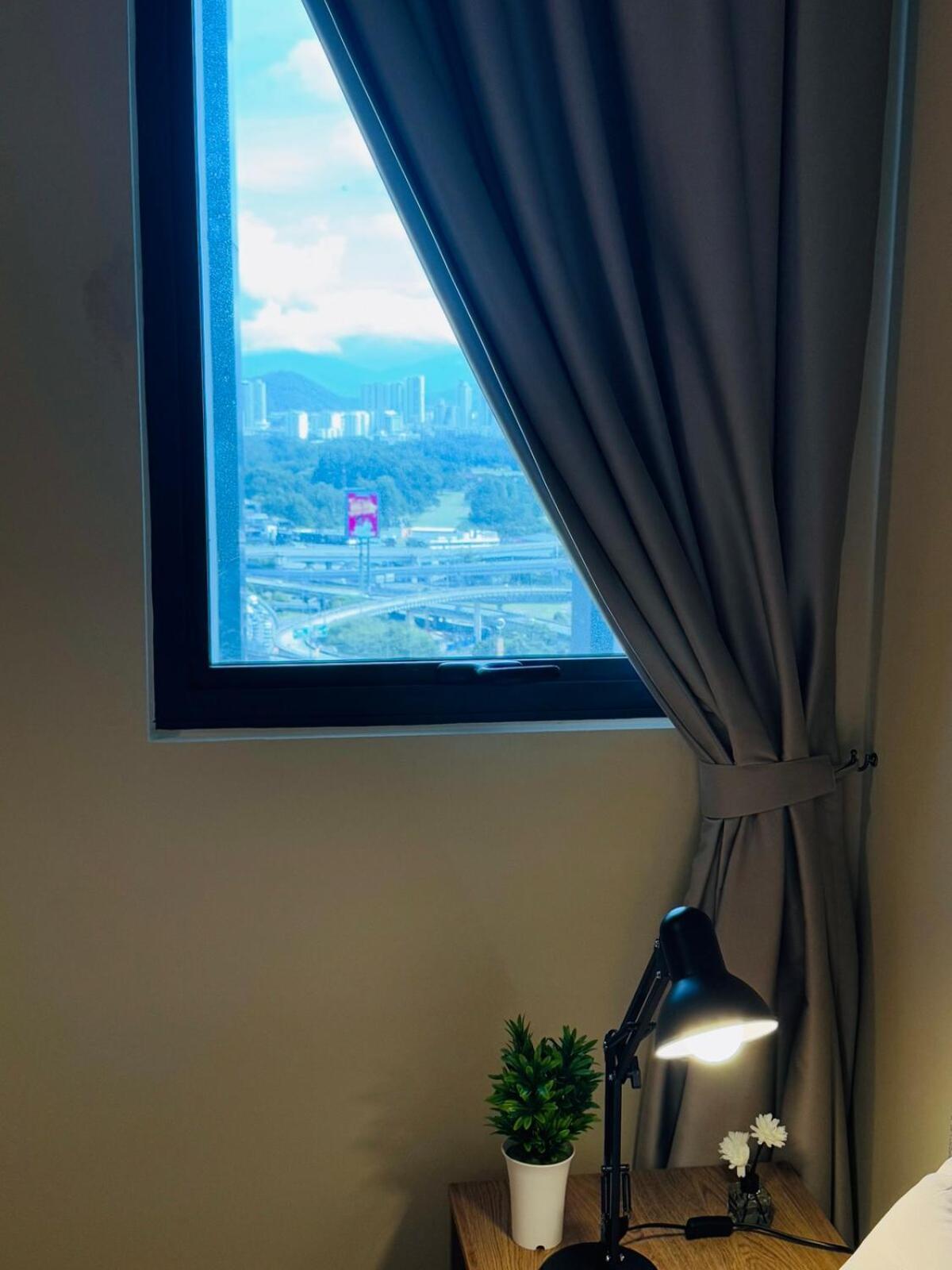 Pangsapuri Kl Trx View # Ikea Mrt # 2 Bed 2bath # Continew Kl